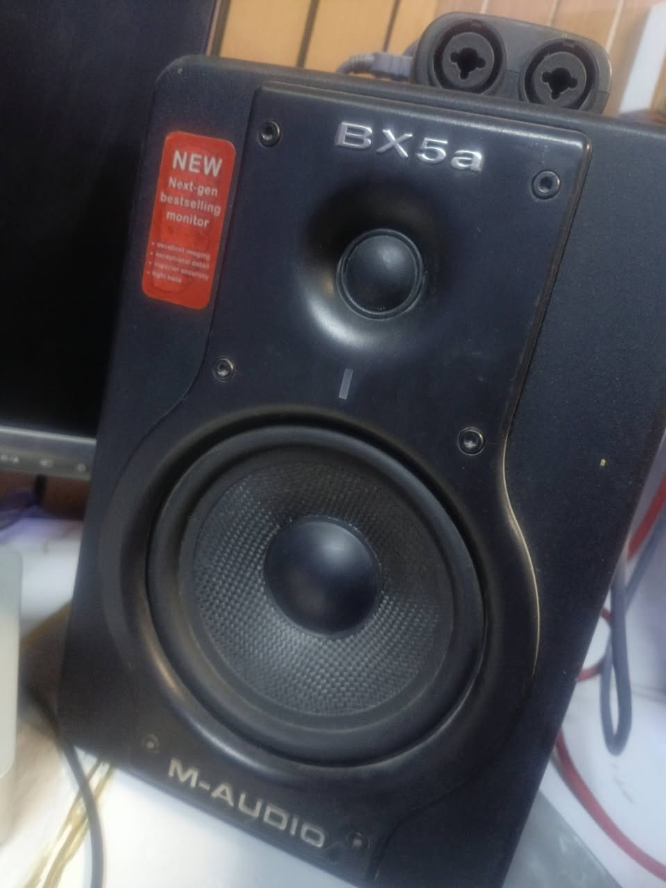 سماعات ام اوديو 5 انج للبيع
250 قفل  رقمي ***********
