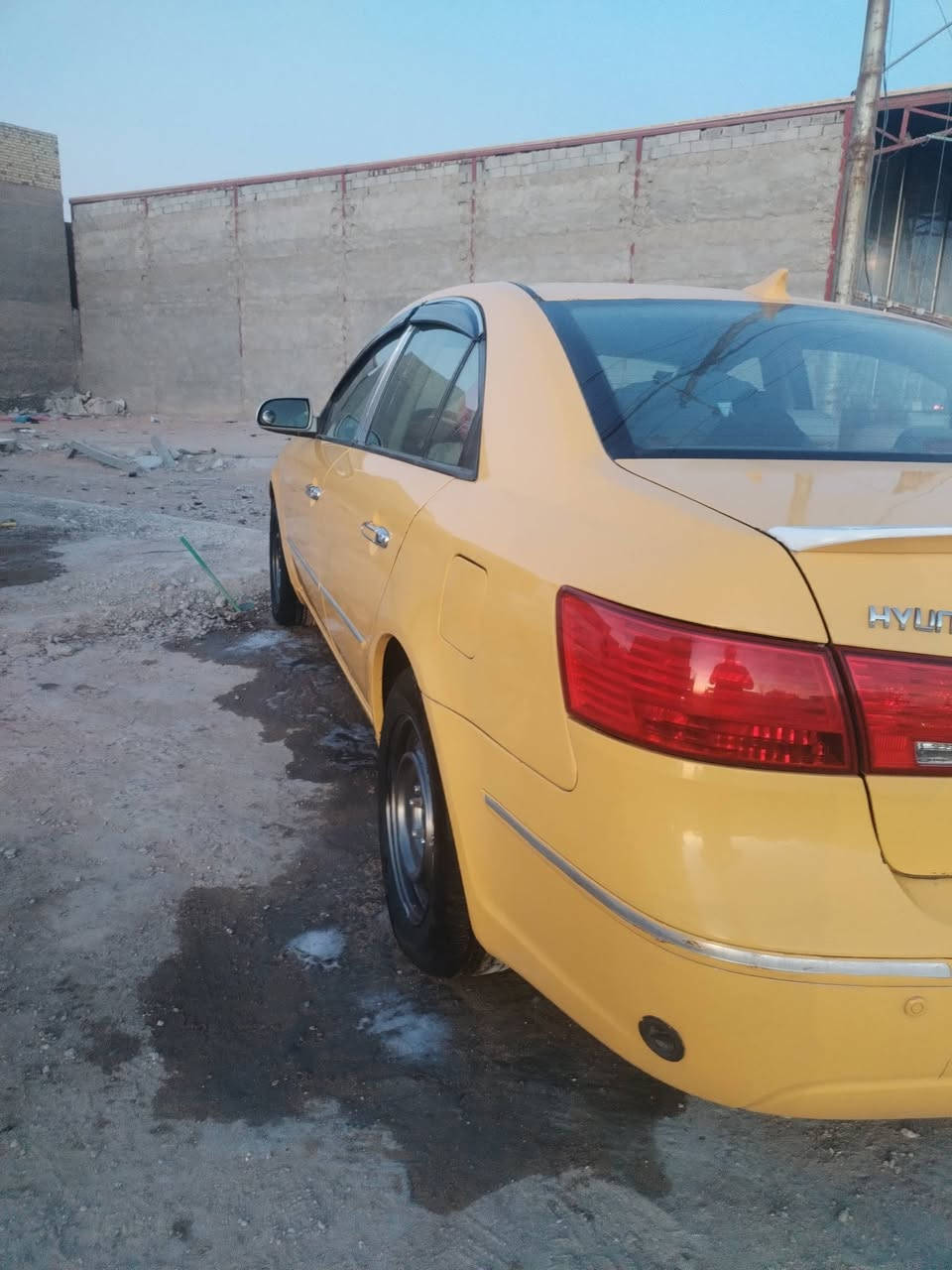 سلام عليكم سوناتا 10 وارد أمريكي سياره ضرره جاملغ خلفي بلا دواخل سياره جديده مال جنيان مصفره ماعليه غرامات خطه نجف كربلا السعر المطلوب 95 وحياكم الله ***********
