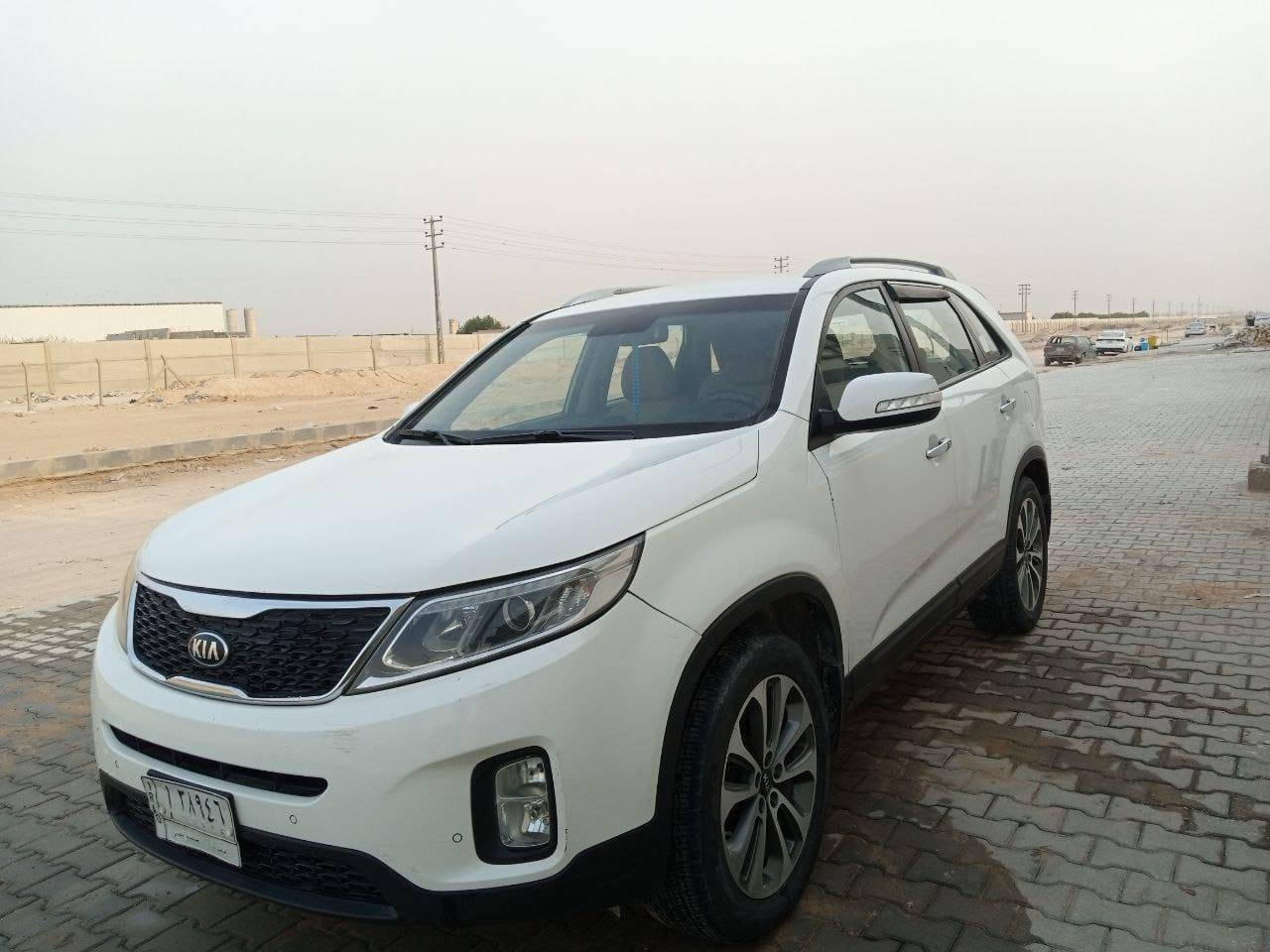 النجف الاشرف 
السلام عليكم
سورنتو للبيع مديل15رقم بغداد  مكينه 6سلندر بيه بارد قليل باب السايق سنويه بسمنا ما صاقطه  مكينه مبدل بيه گازگت حداديه 80٪ السعر 195$وبيه مجال العنوان ***********
