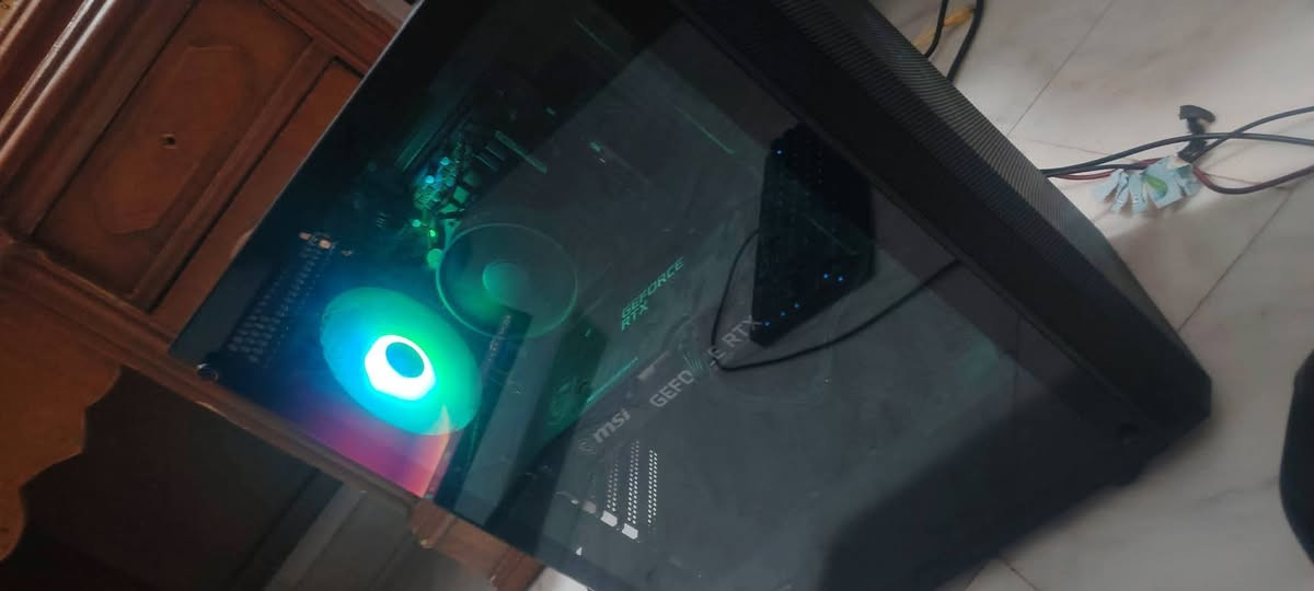 ‏سلام عليكم

 تجميعه  للبيع
i5-12400f 

GIGABYTE H610M K DDR4

 GIGABYTE RTX 3060ti

HIKSEMI ARMOR DDR4 8GB 8GB 16GB 3200MHz

M.2 1T

ROPS-600w 
السعر  850 قفل قفل قفل ماعندي توصيل
مكاني كربلاء ***********

