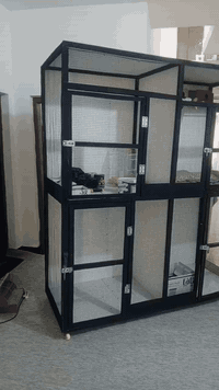 السلام عليكم قفص للبيع ارتفاع 2متر واجهته 180 والنزال 70 للستفسار ***********
