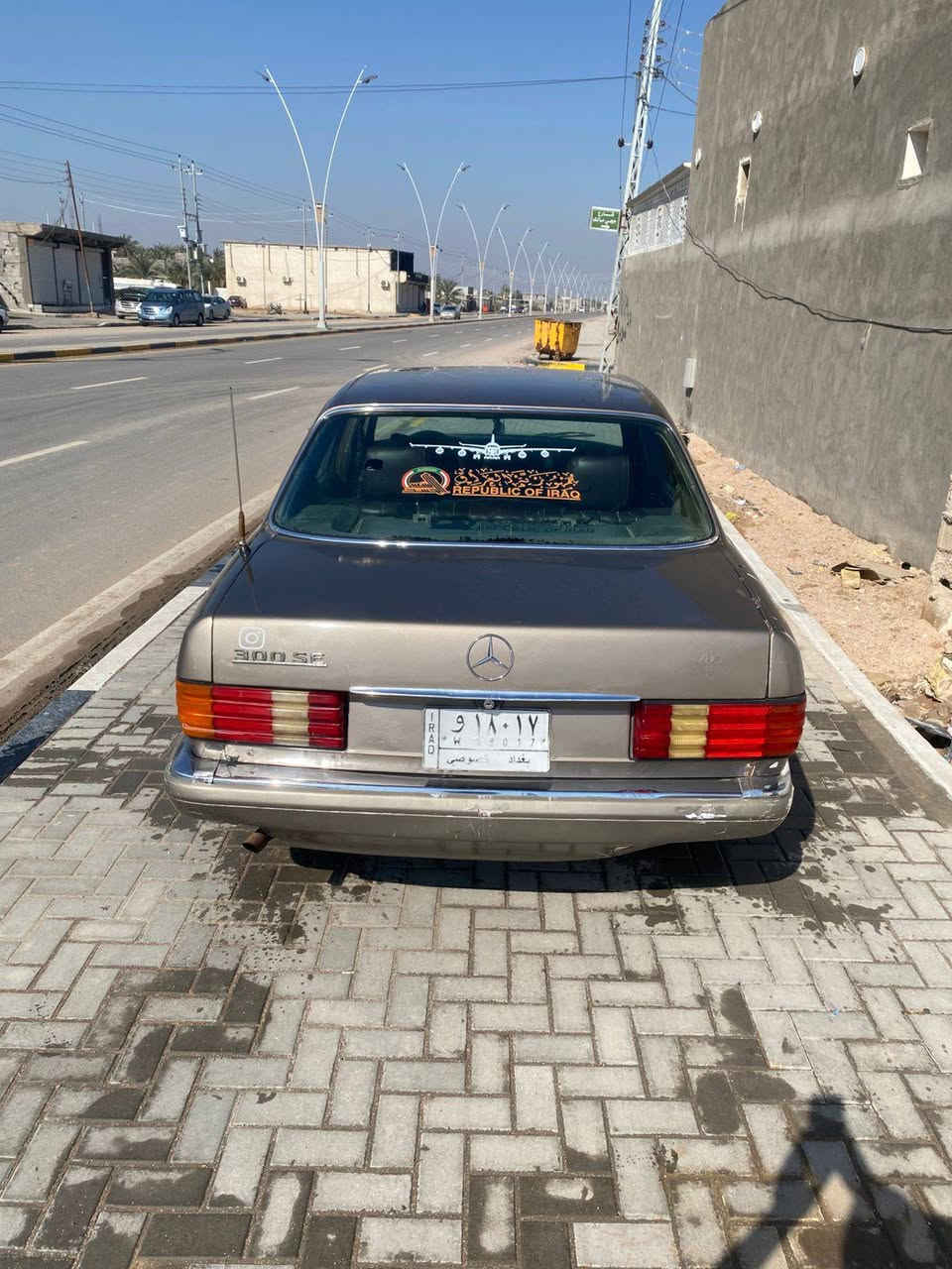 للبيع مارسدس رأسي سياره جاهزه مكينه كير ثنين ونص جديد تبريد شغال كهرباءيات شغاله كلهن حداديه توه نافض سدره رقم بغداد شرط تحويل سنويه ل27 قواعد دبل سليمات جداد رقم راعيه باقي تفاصيل ***********
