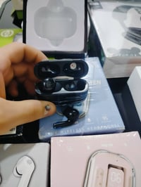 سماعات • بضاعة أصلية • واتساب