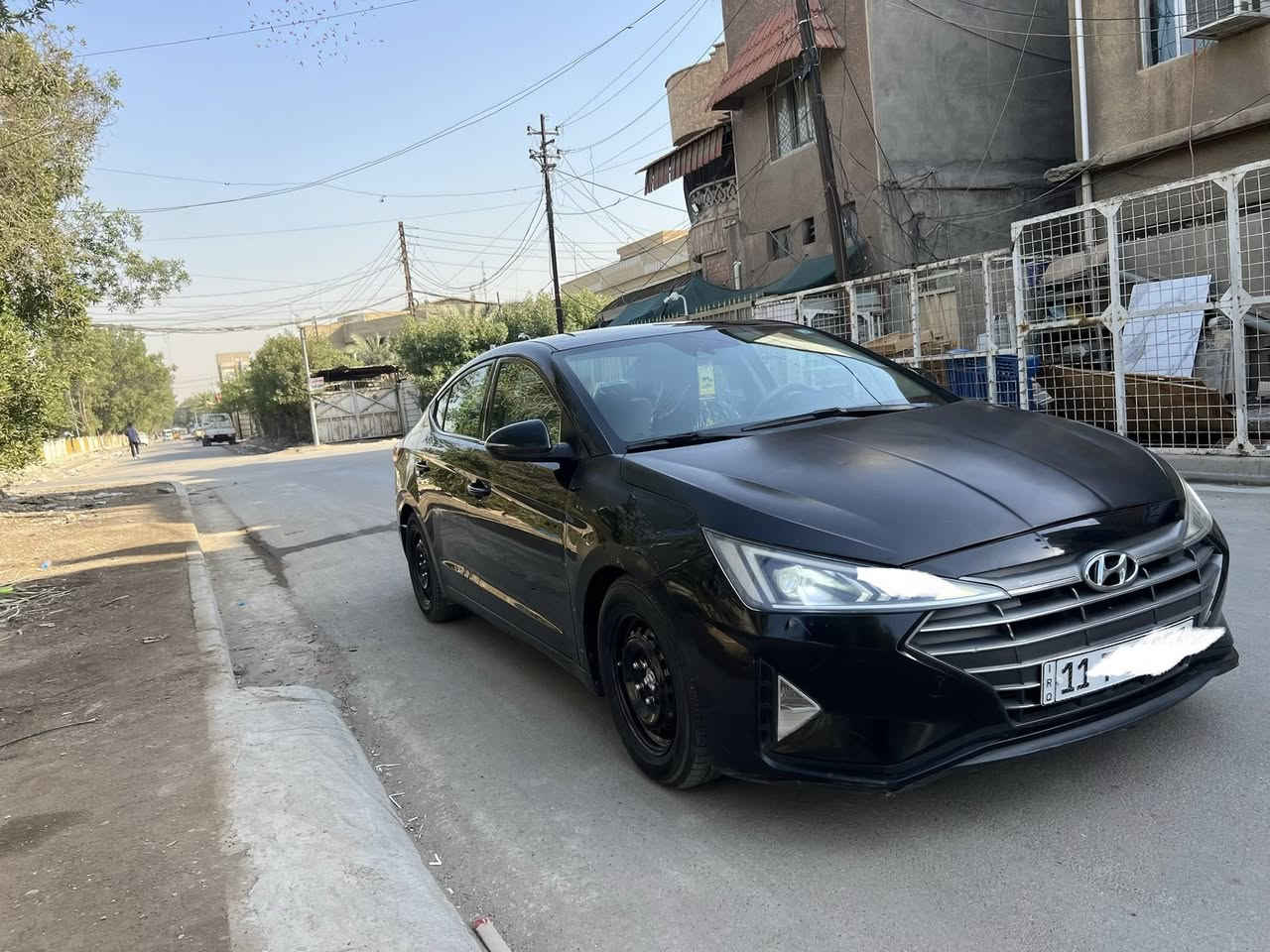 السلام عليكم النترا موديل ٢٠١٩وارد أمريكي السياره فول مواصفات ماعدا الفتحه مكينه وكير حداديه مكفولات ماشيه٩٤الف السياره جديد وجاهزا مكينه ٢٠٠٠دوش   العنوان بغداد الامين الثانيه شارع نواب السعر ١١٨ وبيه مجال شي بسيط الهاتف ***********
