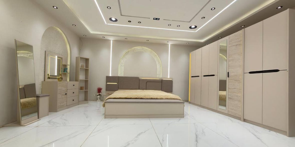 *موديل لوفين ☝🏻*
*10 قطع              كنتور3متر*

✅ السرير مخزن 
✅ الميز تواليت الضخم
🥇  
✅متكونه من ١٤ باب 
✅ برغي  حديد 
✅ قياسات ضخمه 
🥇 إناره بل كومديات 
🥇 إناره بل كنتور 
🥇 إناره في الميز تواليت 
🥇ابواب المنيوم 

*ملاحضة اضافة فاترينة*

السعر مليون و150  الف 

شد ونقل 
- بغداد مجاناآ
- ⁠اطراف 20 الف 
- ⁠محافظات  حسب البعد والمكان 
للحجز وتواصل خاص 
للتواصل واتسآب ***********
