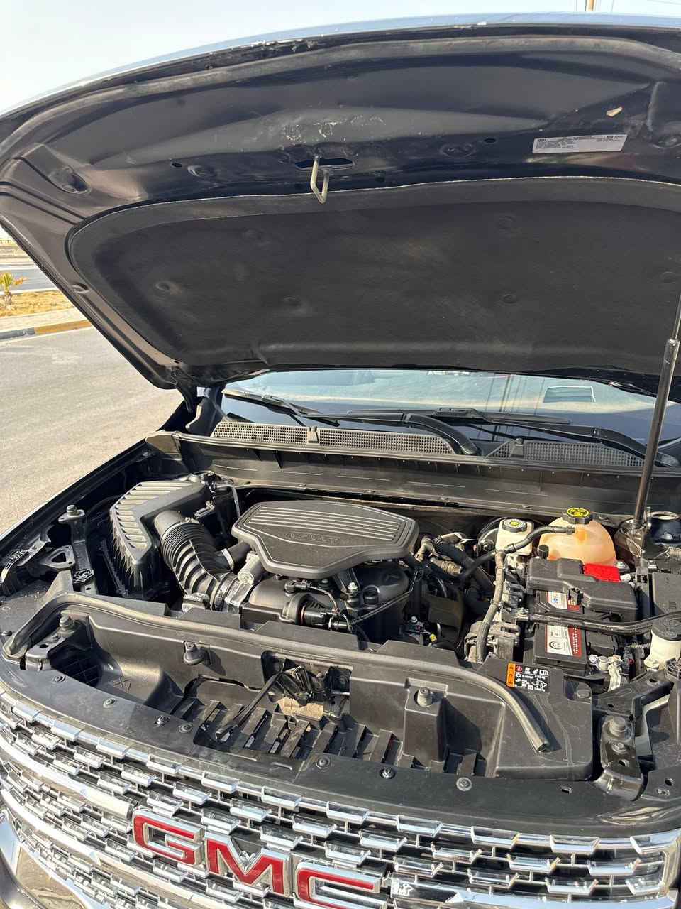 السلام عليكم بسبب الوعود الكاذبة
جمسي اكاديا للبيع فقط دخول جديد مديل 2023

GMC ACADIA AT4 BLACK,

7 راكب ، المحرك 6 سلندر 3600 

دخول جديد السيارة نظيفة جدا ما ناقصه شي  وبعده جديده بشرط ماشية 52 الف ميل قابل للزيادة وبعده بريحه الوكاله  مرقمه بصرة حرة بأسمي 

الضرر :  نفس القطع مصله بدون تبديل خشم البنيد جزء صبغ وجاملغ امامي الأيمن راجع بارد حادث جدا سطحي وبسيط اثار طخات تعديل بارد رجعات فقط

السيارة  (المواصفات فول 1/1) 

1-الرادارات ( امامي - خلفي - جانبي ) السيارة كلها رادارات 

2-الكامرات (امامية - خلفية - جانبيات - 360 درجه) خمس كامرات بيها 

3-  مقاعد خلفيه VIP / كشنات كهربائيه مع ذاكرة خزن + كشن السائق هزاز/ مقاعد ( تدفئه + تبريد ) 

/ وضعيات قيادة sport/ تحديد مسار 

4- داتا شو / شاشه دجتل 

5-تدفئه ستيرن / / تبريد خلفي مركزي 

6-مراقبة النقطة العمياء /  مري شفط كهربائي ( فقط بالفول يجي) 

7-شاشه ابل كار بلي / جنطه كهرباء / ستيرن تحكم كهربائي بالكامل 

8_ فتحت بانورامة

9_ اربع بصمات + بصمه تشغيل عن بعد

سعرها (278$) ورقه قابل للتفاوض

 مكان السيارة البصرة _المعقل 

 الاستفسار الاتصال على رقم  :***********
