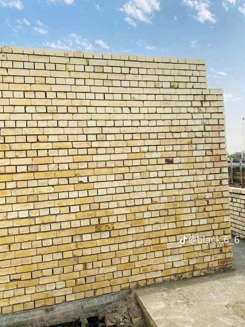 السلام عليكم خلفه بناء درجة أولى تسليم مهندس متفرغ حالياً الاستفسار اتصل أو عل الخاص ***********
