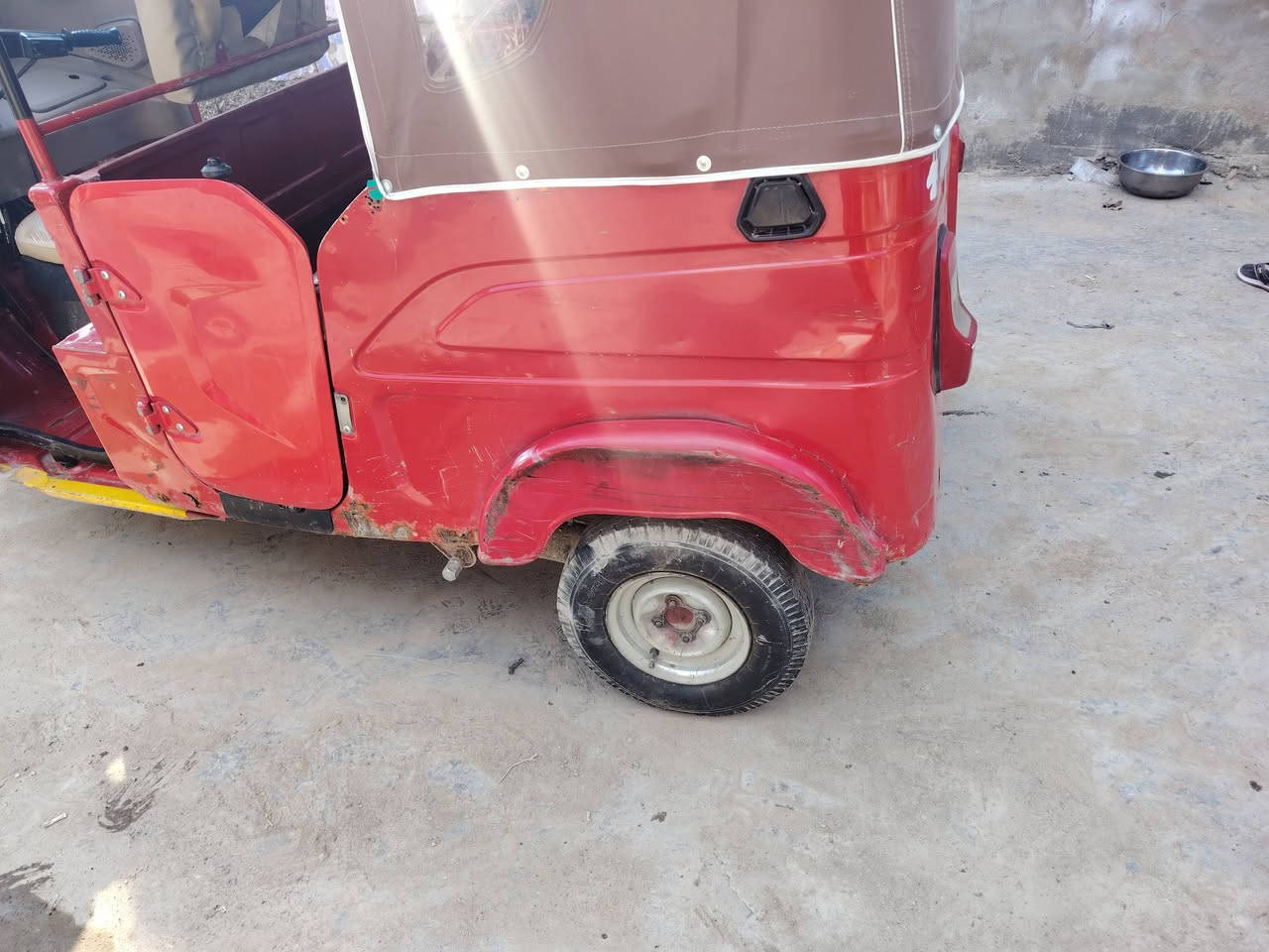 *********** /21 شهر8/ السعر 6800/ السكن بغداد الشعب مثل ما مضحه بالفيديو والصور
