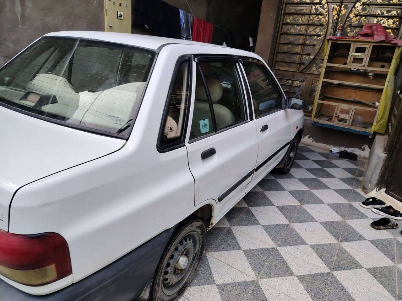 السلام عليكم
سايبه خصوصي 
رقم بغداد 
مديل 12
خير من الله 
كير محرك كفاله 
الكشر كفاله 
مكان سياره بغداد النهروان 
السعر 43 مجاله كلش قليل
***********
