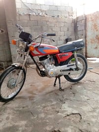 دراجة نارية • شراي ٦٥٠