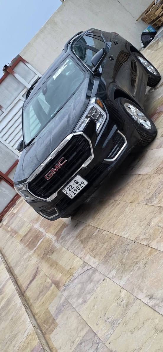 GMC  TERAN 2024 جديدة 
195 بيها مجال - بيع مستعجل 
فول عدى الفتحه 
بدون ايرباك
جي ام سي تيران 2024  
الحادث /  بدون تبديل ايشي  السياره ليبل واحد فقط صبغ جاملغ خلفي +  ربع باب خلفي عكس السايق 
المواصفات
1-اللون اسود
2-فئهSLE 
3-ويل حجم 18
4-فور ويل 
5-بصمة أبواب مع بصمة تشغيل 
6-ويل كب 
7-كشنات مخمل / حضن رياضي
8-كشنات هيتر  كامل
9-تبريد أمامي خلفي 
10-شاشه كبيره 
11-رادار امامي مانع تصادم 
12-تحديد مسار 
13-كشاف ضباب 
14-وقوف ذاتي
15-كامره خلفيه 
صندوق كهرباء
تحكم كشنات كهرباء
هاند بريك بصمه
16-ماشيه 25000 
بحالة الوكاله التصليح ب دبي  درجة اولى
17-محرك 1500T تيربو 
وباقي المواصفات المعروفه


**إذا كنت صاحب هذا الإعلان وتريد حذفه لأي سبب، رجاءا أرسل رسالة إلى الدعم الفني**