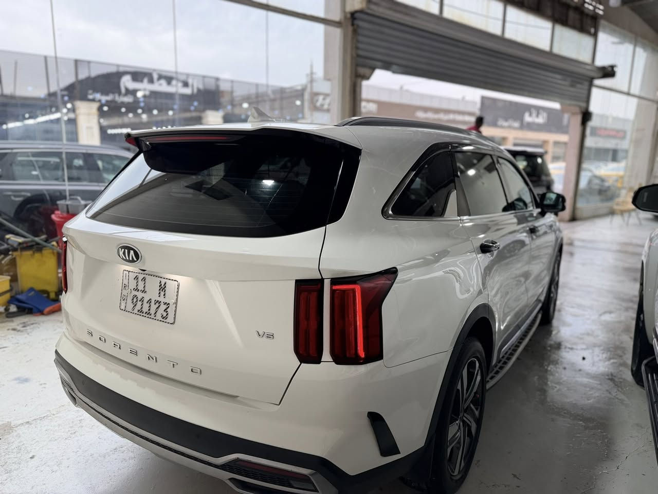 للبيع سورنتو (2021) 
المحرگ V6
فول موصفات 
كفاله عامه
مكان السياره بغداد البياع مجمع المعارض
 للستفسار *********** حيدر
