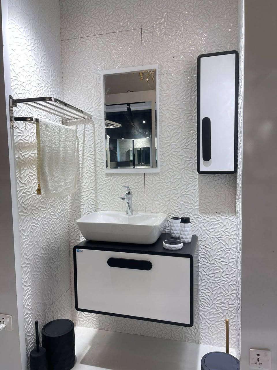 تريد حمّامك يطلع راقــي على الطريقة التركية؟
ويا WTD.IQ راح تحصل على الستايل اللي يغيّر شكل البيت من الباب للباب 🇹🇷✨

✔️ مغاسل تركية بتصاميم عصرية
✔️ كابينات أنيقة تضيف فخامة للمكان
✔️ خلاطات وإكسسوارات بجودة عالية
✔️ ديكورات مدروسة بكل تفصيلة

🛻 توصيل سريع لكل المحافظات
📍 الفلوجة – الجغيفي الثاني – مقابل جامع الفاروق
📞 *********** | واتساب: ***********
#WTD_IQ #ستايل_تركي #فخامة_الحمام #تصاميم_راقية #الفلوجة
