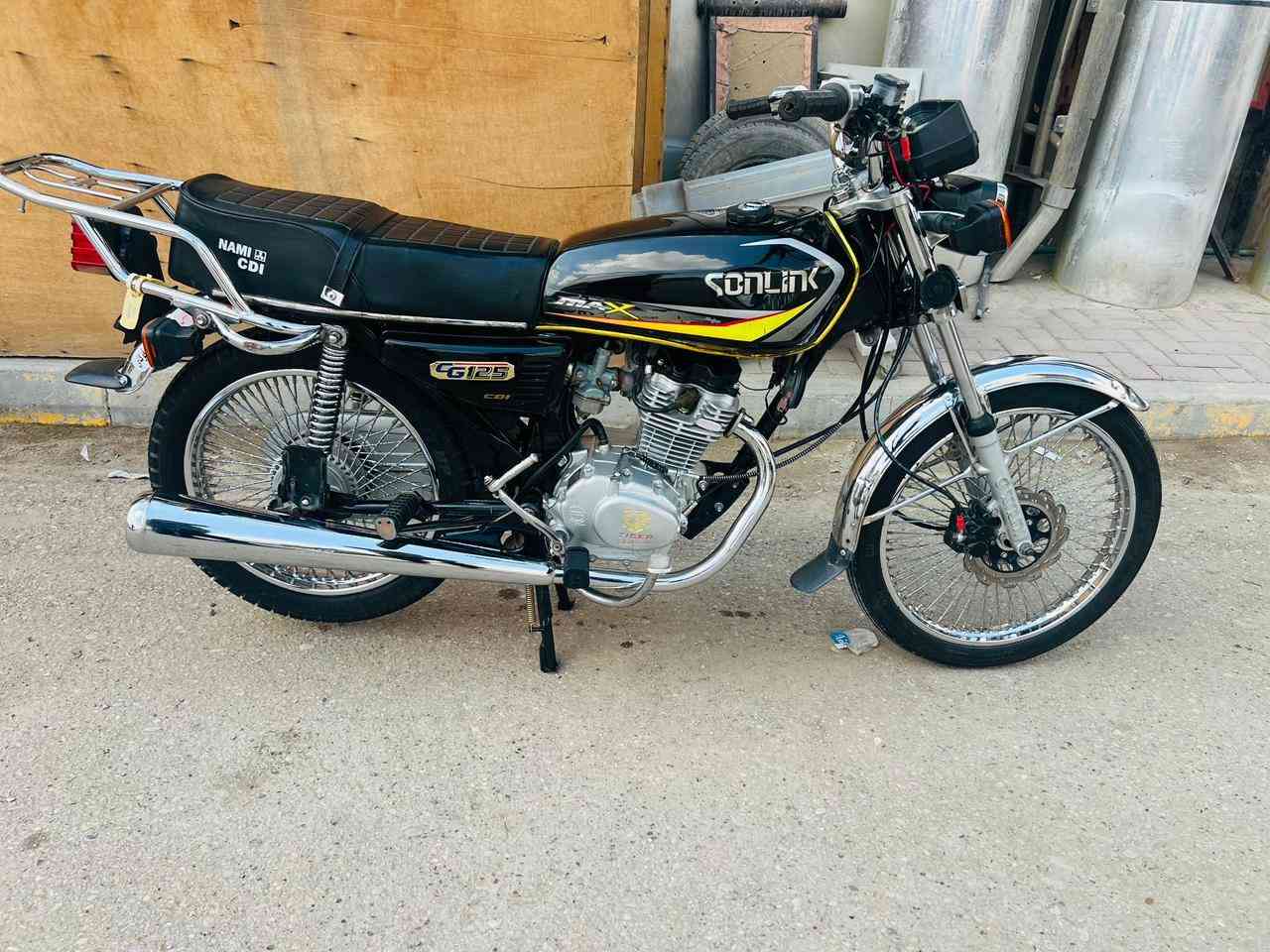 سلام عليكم تايكر موديل 21 اوراق اصولي مو سكنر شرط الترقيم دراجه مكفوله كهربائيات كله شغال ماعايزه برغي سعر خاص ***********
