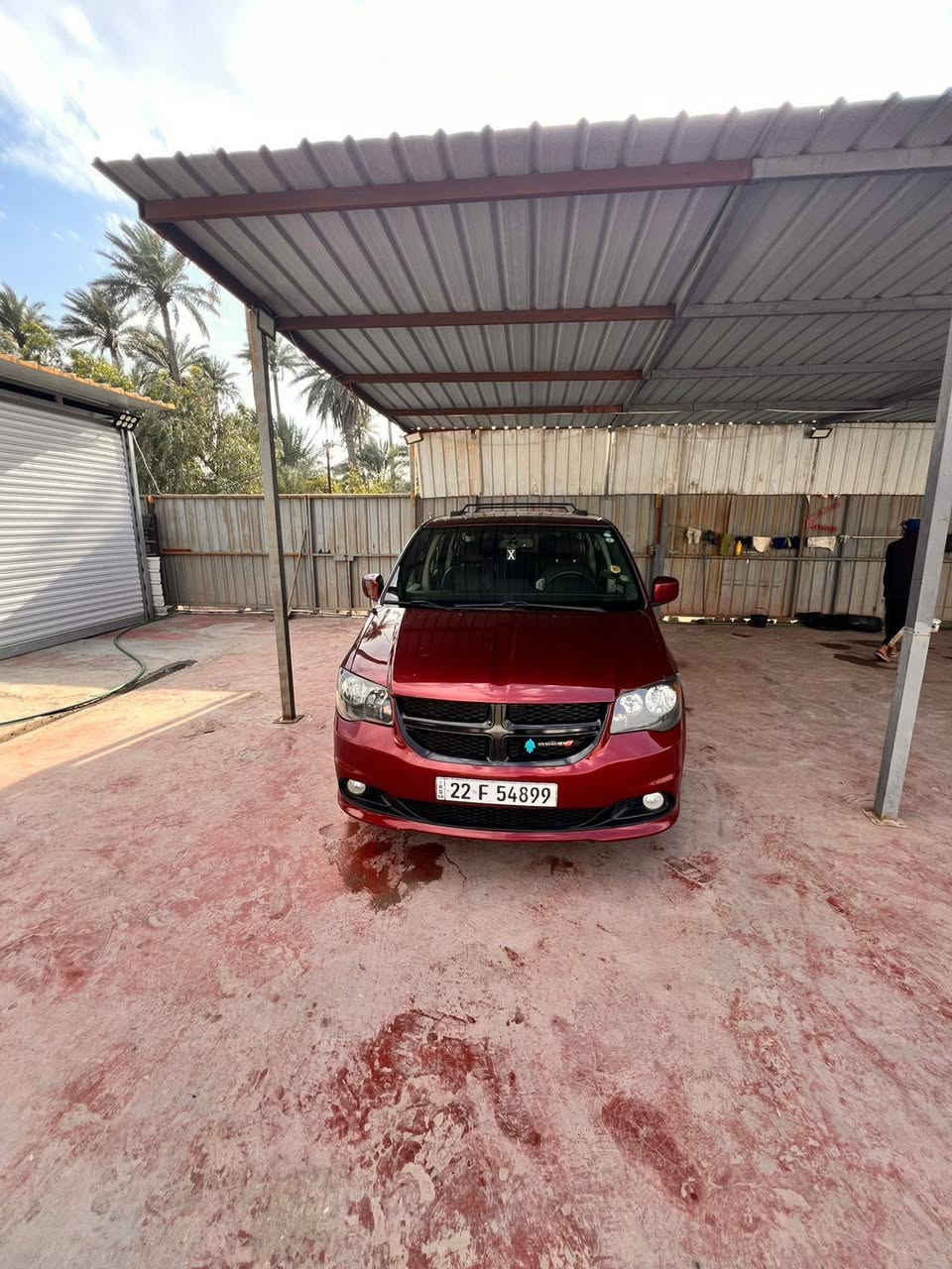 السلام عليكم دوج كراند كرفان موديل 2017 رقم اربيل بسمي مواصفات sxt  معروفه باقي التفاصيل اتصال على رقم الهاتف ***********
***********
