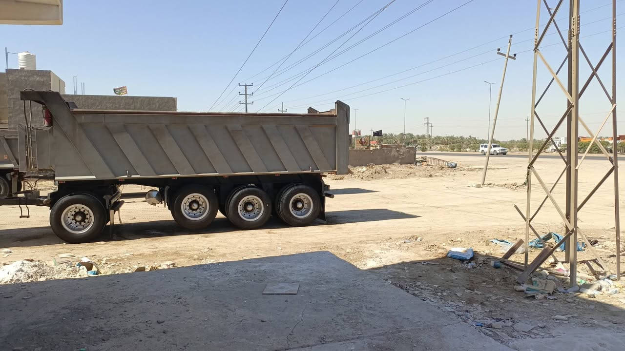 مقطورة للبيع شغل بغداد طول 740ارتفاع140شاصي16دناكير16 موديل2025 سعر190بيهة مجال مكان بابل الكفل ***********
