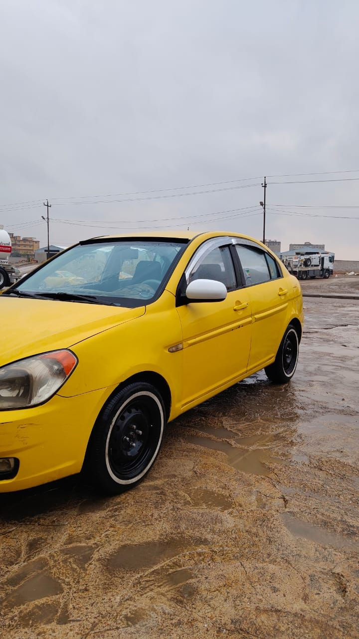 السلام عليكم 
اكسنت تاكسي كوري2010للبيع رقم نينوى شرط التحويل ضررها بس المسطره بدون دواخل السياره جاهزه السعر اتصال الرقم مكلف بل نشر
***********
