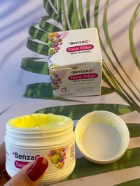 كريم فلر • بفقاعات الخميرة • نفخ الخدود