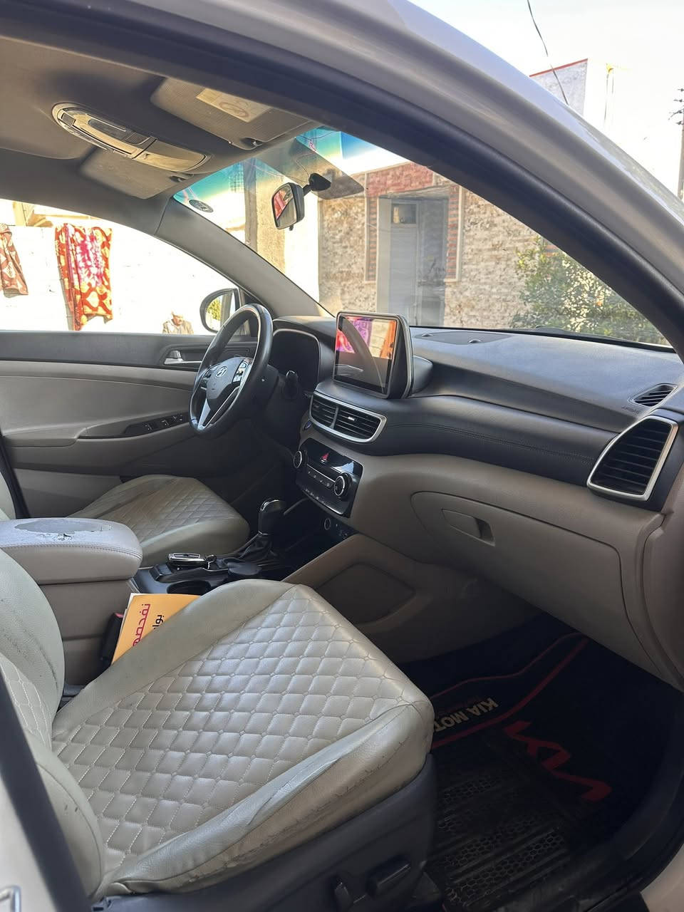 #توسان2019خليجي راقم اربيل دولي سنويه اوراقم
جديد ماشيه 95KM فقطر السياره جديده  مواصفات V
2-بصمه عدد 2 بصمه ابواب دخول ذكي V
2- مري شفط ثلاجه بل جكمجه ٧
3- حساسات خلفية ١٧
4-لايت زينون + VLED
5- كشافات كشن كهربائي
V
4 -6 دسك ٧
7- قبضات أبواب من الألمنيوم V
8- اريل
9- شاشة وسطيه+وكامره ٧
V Cruise مثبت السرعة -10
11-أوضاع القيادة Drive Mode (ايكو-سبورت-نورمال) V
12- قطعتين تبريد ٧
13فول فول تحكمات ستيرنج جهتين
ABS نضام -14
15-اشارة في المرايا الجانبية V
16-مخرج منفذ الطاقة
السياره جديده لإصبع ولا ضرب بيه مكان بارد شويه الاستفسار اتصل ***********
