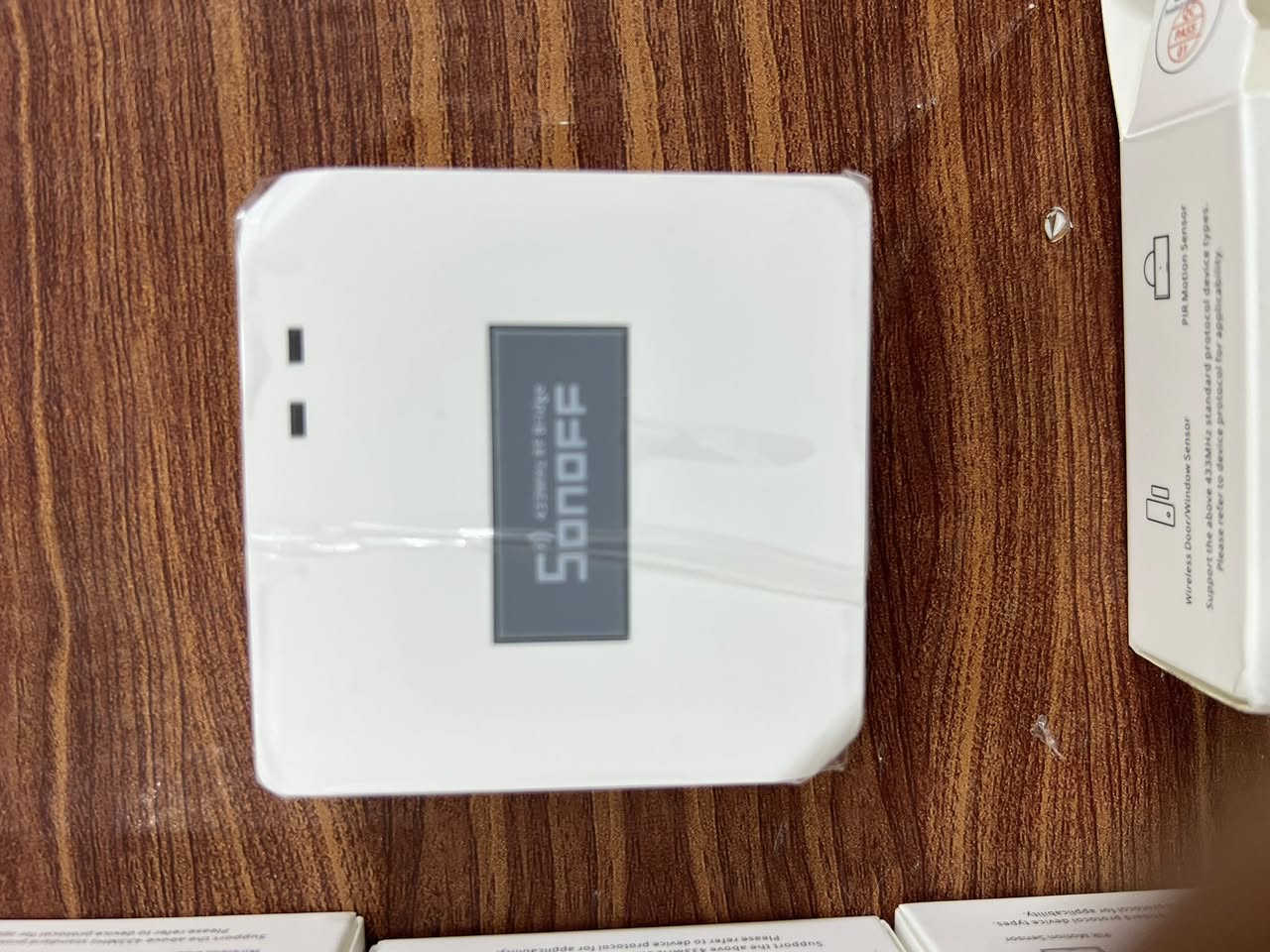 القطع لوان الأبيض تحكم منزل سمارت يدعم الكسا واوامر صوتيه وغوغل هوم عددهم14قطعه والقطع بالون الأسود هم تحكم بالأجهزه الكهربائيه في المنزل عددهن 10قطع اليريدهن يخلي سعره بالتعليقات وبخدمته


**إذا كنت صاحب هذا الإعلان وتريد حذفه لأي سبب، رجاءا أرسل رسالة إلى الدعم الفني**