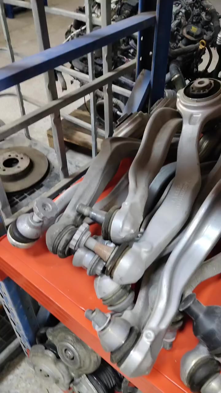 AUTO LAND
قطع غيار مرسيدس ـ بنز AMG 
معسكر الرشيد ـ مجمع المكارم 
***********
