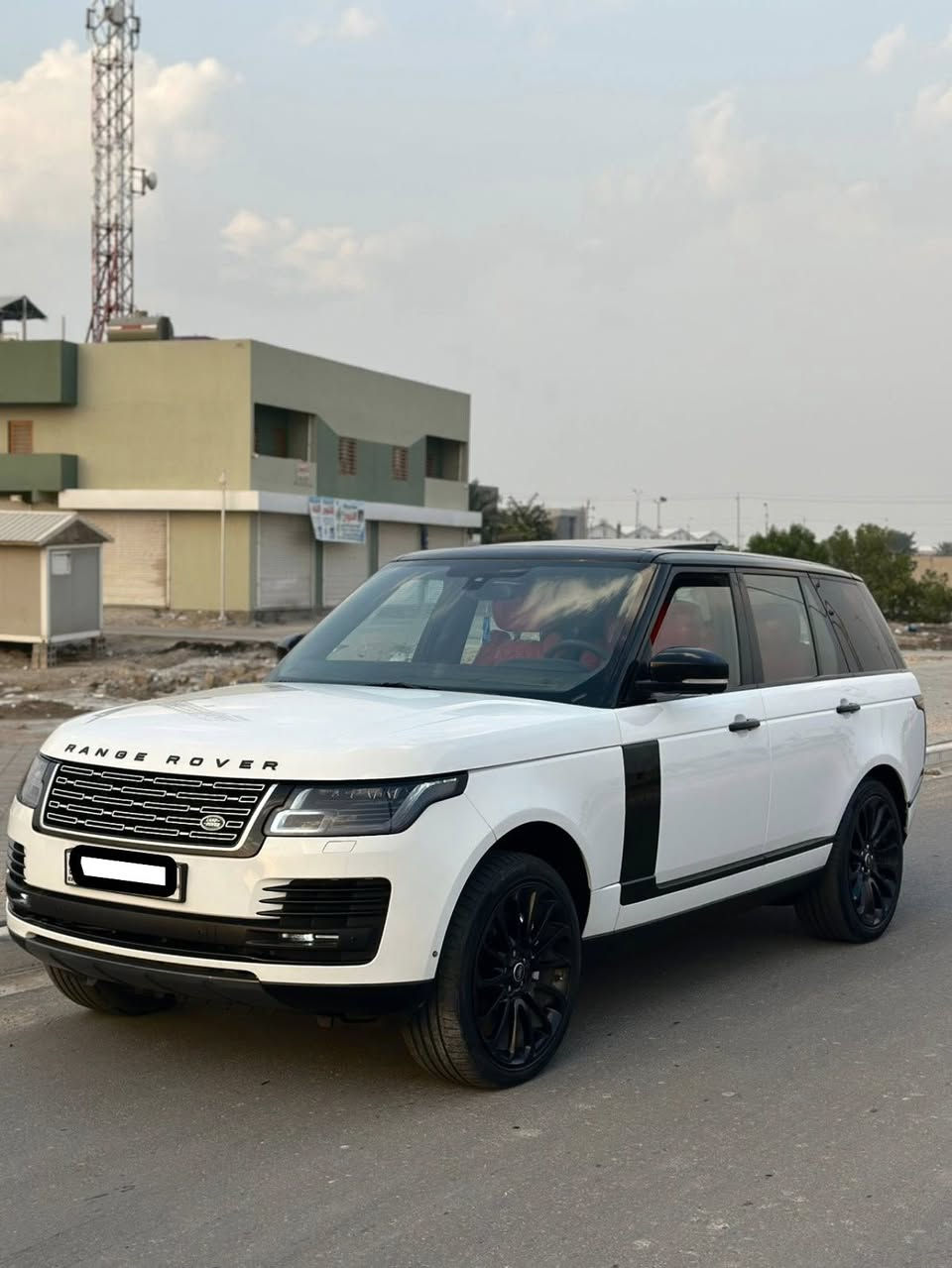 مستعجل بلاش للبيع ب175  رانج روفر خليجي وكالة سردار
ادوات بدون رقم دخول من الإمارات 

موديل 2014 محدث شكل 2021 
جديدة السيارة بمعنى الكلمة 

العنوان البصرة 
***********
