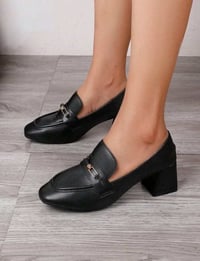 حذاء • مقاس ٣٨ • كوالتي راقي