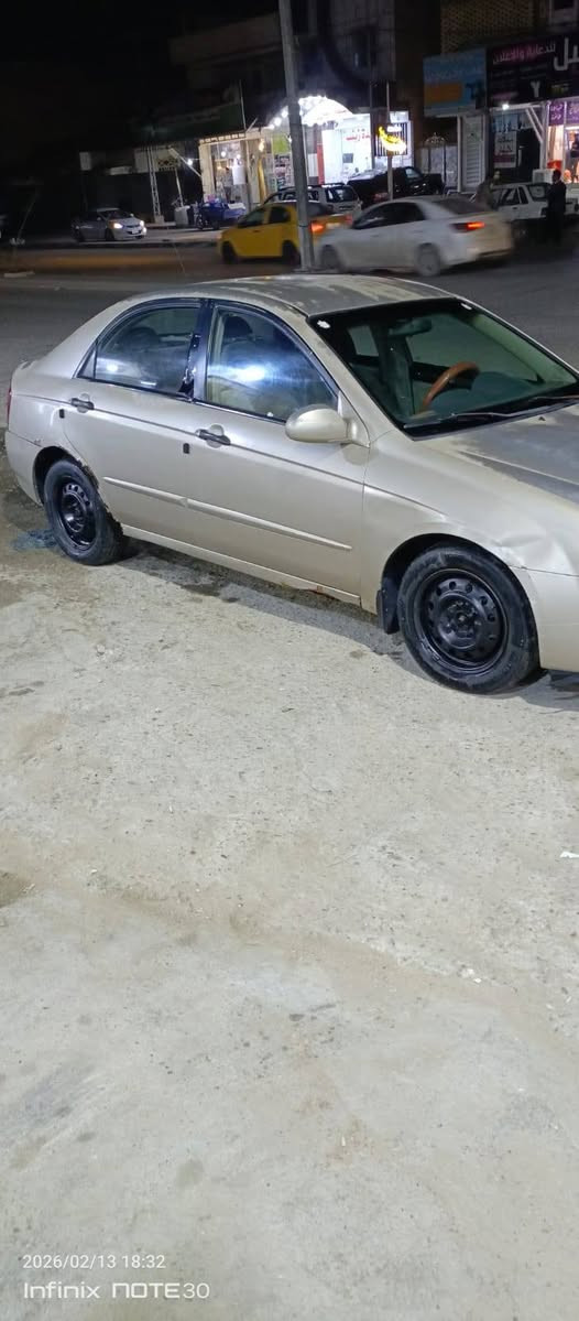 النجف الأشرف 
السلام عليكم __ للبيع 
كيا اسبكترا أمريكي كير عادي رقم [ذي ---قار ] 
سيارة مشروع وطني مداور ثاني يوم وين ماتريد 
ليبل واحد 
كير + مكينه + تخم تاير + حداديه + تبريد بس نقص كلج كله جديد 
مكينه 2000 لوك ع الشرط كير عادي 
السيارة خير من الله مال جني وبل العافيه ع الي ياخذها  
بجم كبس حوض ع الشرط مكفوله من اي ضربه ماعدئ
طخات بصيطه فقط تفحص سونار وذا اختلف الكلام اني 
ادفع السونار وتتغدى يمي وذا اتبات اتشرفنا السعر 【55】
وبيها مجال بصيط ***********
