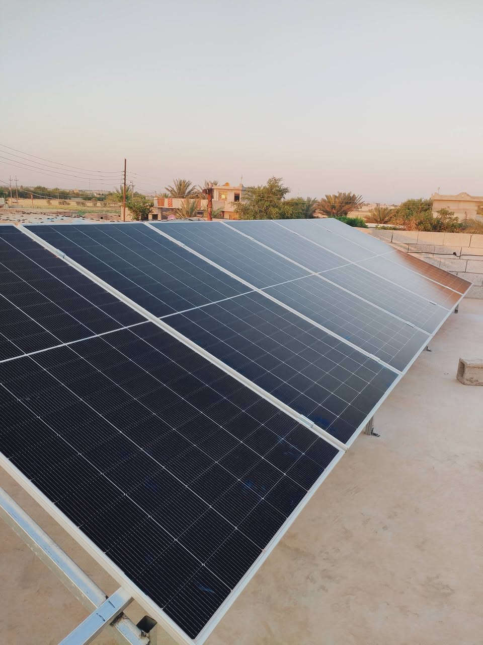 📍خانقين _قرية ابراهيم العلي
تم بحمد الله تنصيب طاقة شمسية (chisage_شيساج)
بقدرة12 امبير نهاري☀️ 8امبير ليلي🌖

تتكون المنظومة من انفيرتر بقدرة3.5kw✅
وبطارية بقدرة 8 kw✅+بورد سيطرة متكامل✅
مع هيكل حديد مغلون لالواح شركة جينكو عدد 6✅

ضمان البطارية 5سنوات حقيقية✅✅
ضمان الانفيرتر 2سنوات حقيقية ✅✅

للتواصل :
*********** المهندس صالح الحربي
*********** محمد صالح الحربي
