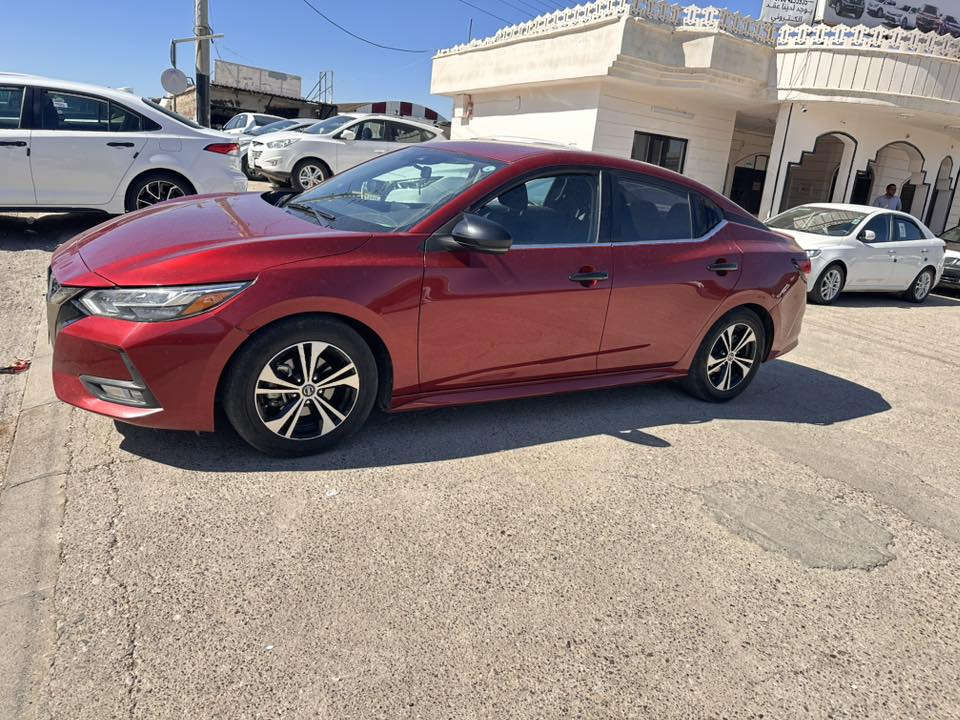 Nissan sentra 2021 SR 
بدون ظرر بدون سبخ صور ورقم الشاصي مرفق مع صور المنشور السياره بدون ايرباك بدون تعديل كير محرك تحويل غرامات شرط السعر 114$ ***********
