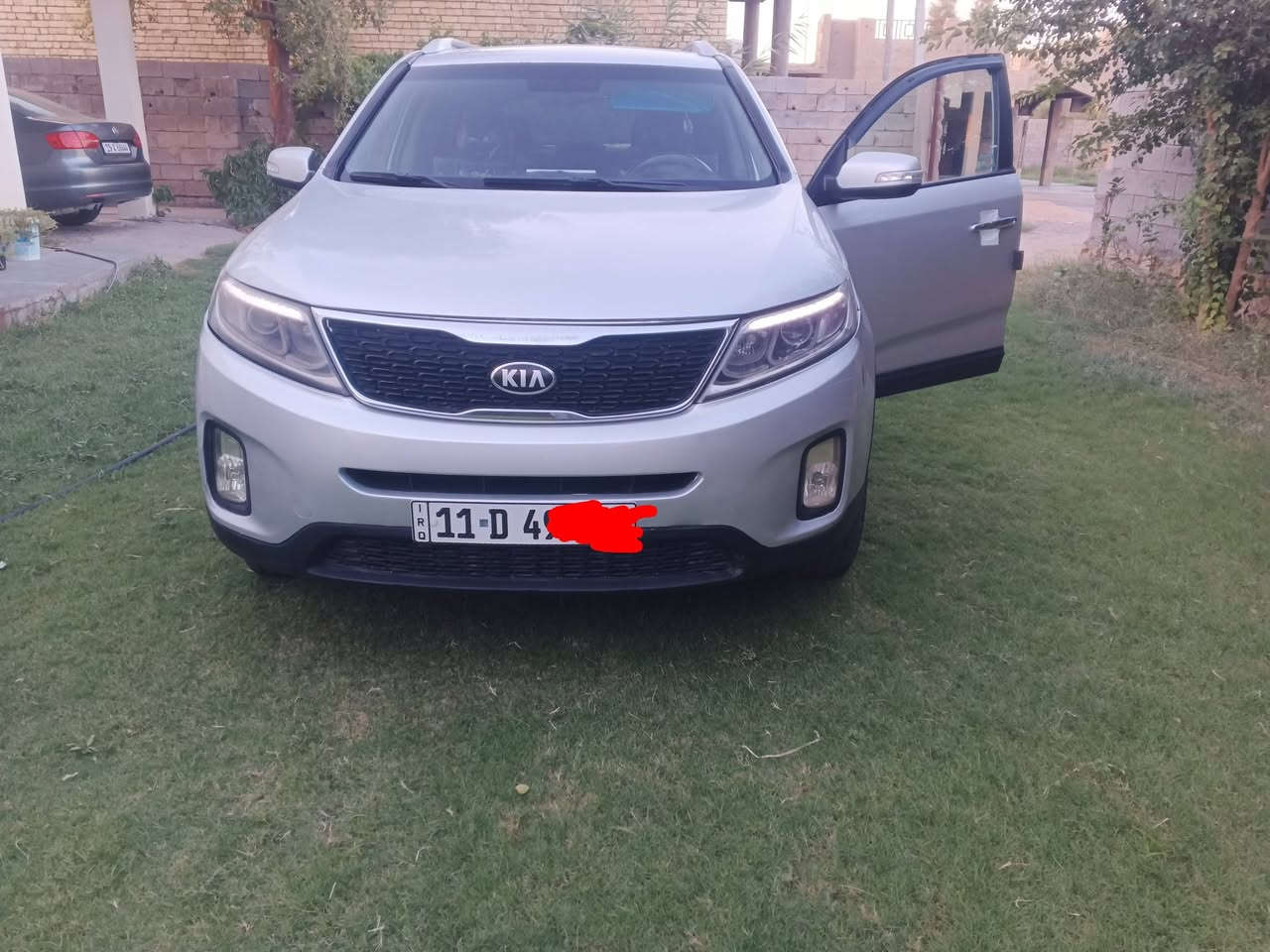 سورنتو موديل 14 مال جناي جاهزه كير محرك صدر تبريد محرك 4 بدون دونز ليبل واحد حادث امريكا خشم جاملغ امامي بدون دواخل وبيهه 4 قطع رش جماليه جراد شاشه تاب كامره خلفيه تحكمات حساسات خلفي امامي بردات ابواب خلفيه بغداد دولي تحويل ثاني يوم ترايهه زيرو  السعر ب118ماكو هيج سعر مناسب ونضافه بالعافيه ياخذهه العنوان الانبار خالديه رقم الهاتف***********
