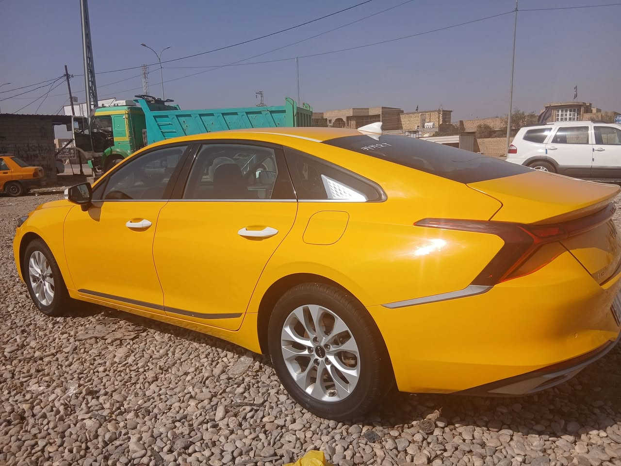 K8 
موديل ٢٤ 
غاز بلادي
قطعه وحده  بيه بدون داخل من كوريه 
السعر ٢١٠
***********
