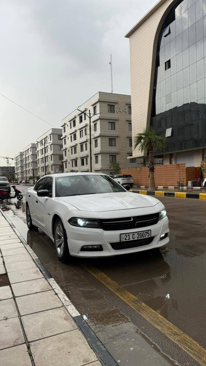 السلام عليكم  كلين 
جارجر مديل 2015 السيارة كفاله عامه عده بارد بالباب وكارتات بسيطة  رقم سليمانيه هزه أرقام جدد  السياره جديده عله وضع الشركه ما تصرف عليها الف ماشيه 218 السيارة كندي  ما مشتغله خط تخم تاير جاهزه سياره   السيارة شرط التحويل مكاني الديوانية حي الجامعه الاستفسار ***********
