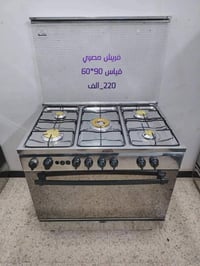 فرن • مستخدم • نظيف