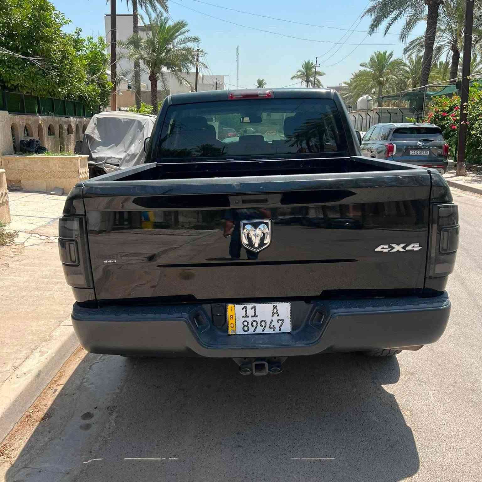دوج رام موديل 2020 كلاسك
مواصفات باب طويل  بدي قصير
رقم بغداد شرط التحويل
ســعــر ✅ ::  الــرد تلقائي 📮
محرك 8 سلندر
صبغ 5 قطع
محرك كير مكفول

مكان السيارة: بغداد
رقم صـــاحب السيارة: *********** واتساب

عندك سيارة للبيع اعرضها على الصفحة
