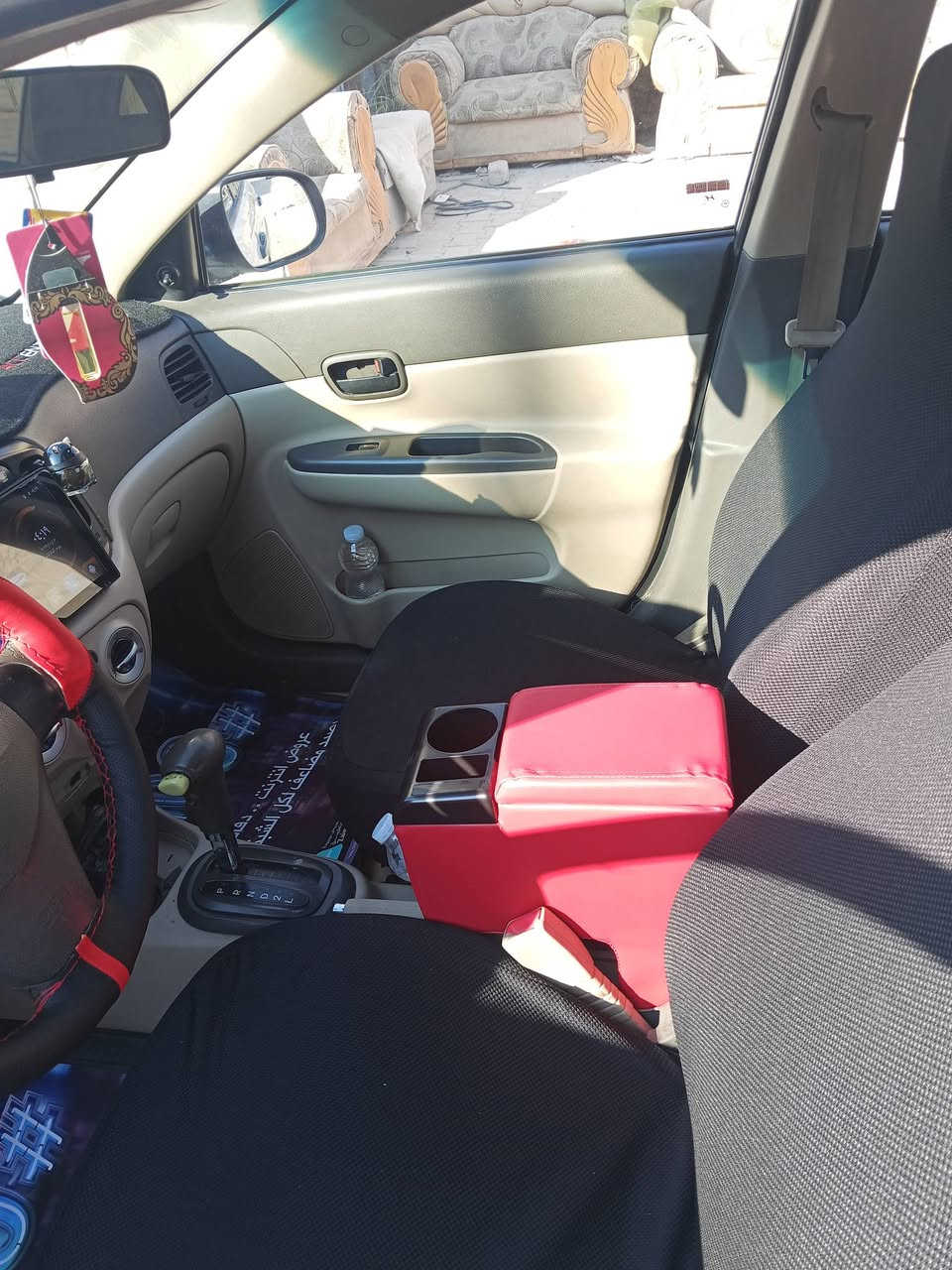 للبيع اكسنت خليج 2010 (سعر سياره 70بيها مجال بسيطه
بيها 3قعطه صبغ بدون ضربه 
محرك بيها خيط تبخير قليل بدون تنقيص محرك 1400 
سياره مابيها نقص شي كهربائية شغله كله تبريد ثلج 
تدفه شغله 
سياره شاشة 
تخم تير 
صدر 
كير مابيها شي 
مكان سياره هيت 
تتصل ع رقم 
*********** تتصل لو واتساب
