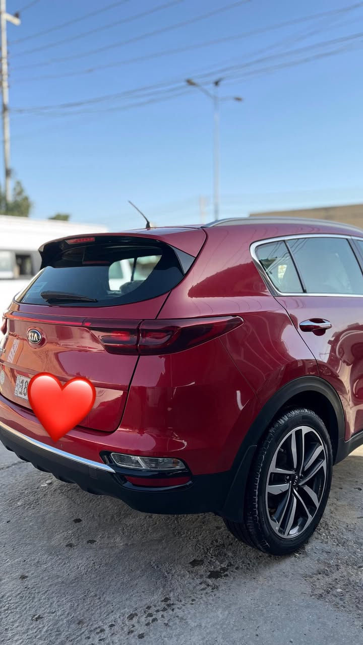 سلام عليكم
سبورتج 2020 خليجي 
كفالة ✅عدا رصعات بسيطة 3
ماشية km 60500 قابلة للزيادة 
 مواصفات 
تحكم ستيرن جهتين 
 اشارة بل مري +مري شفط 
حساسات امامي  خلفي  +3وضعيات قيادة 
شادله  شاشة تاب 
كرسي سايق كهرباء 
تبريد قطعتين 
وياهة 2سويج 
ماخذه زيرو على ايدي 
رقم  بابل باسمي تحويل مباشر ✅
رقم انكليزي هزة جديدة  
مكاني بابل 
استفسار 
***********
سعر  1️⃣9️⃣0️⃣
وبيه مجال بسيط
