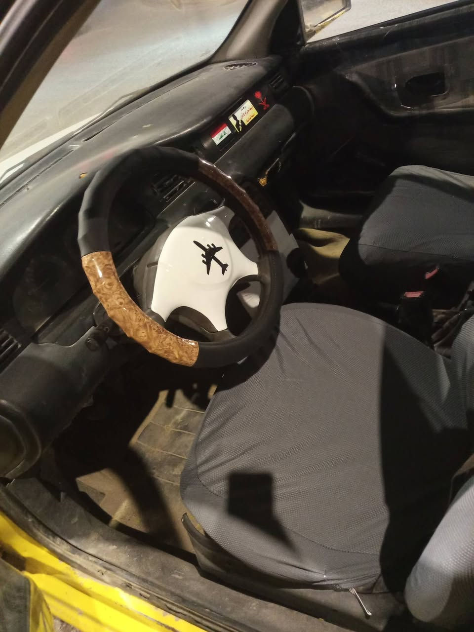 للبيع سمند ناطق موديل 2010 رقم الماني بغداد مكينه كير حداديه تخم تاير كهربائيات كلها شغاله سياره جاهزه خير من الله  السعر 13 ورقه وبيه مجال المكان بابل للستفسار التصال على الرقم  ***********
