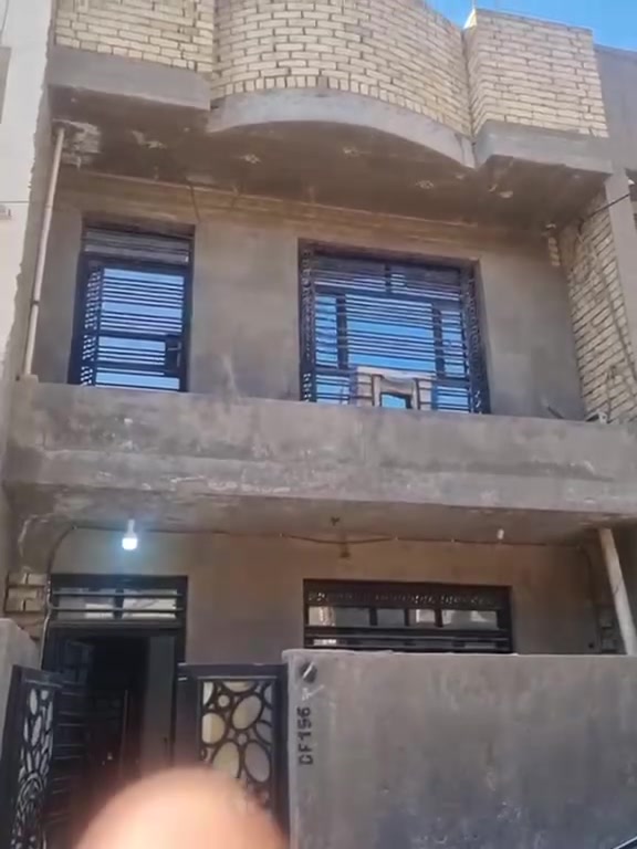 السلام عليكم
بيت مساحه 80 طابقين 

واجه 6،50

موقع البيت المهديه الثانيه زراعي هبش

3 غرف نوم واسعه 

صحيات

مطبخ 

صاله

البيت حالياً قيد الترميم البسيط

للاستفسار

‭***********‬

