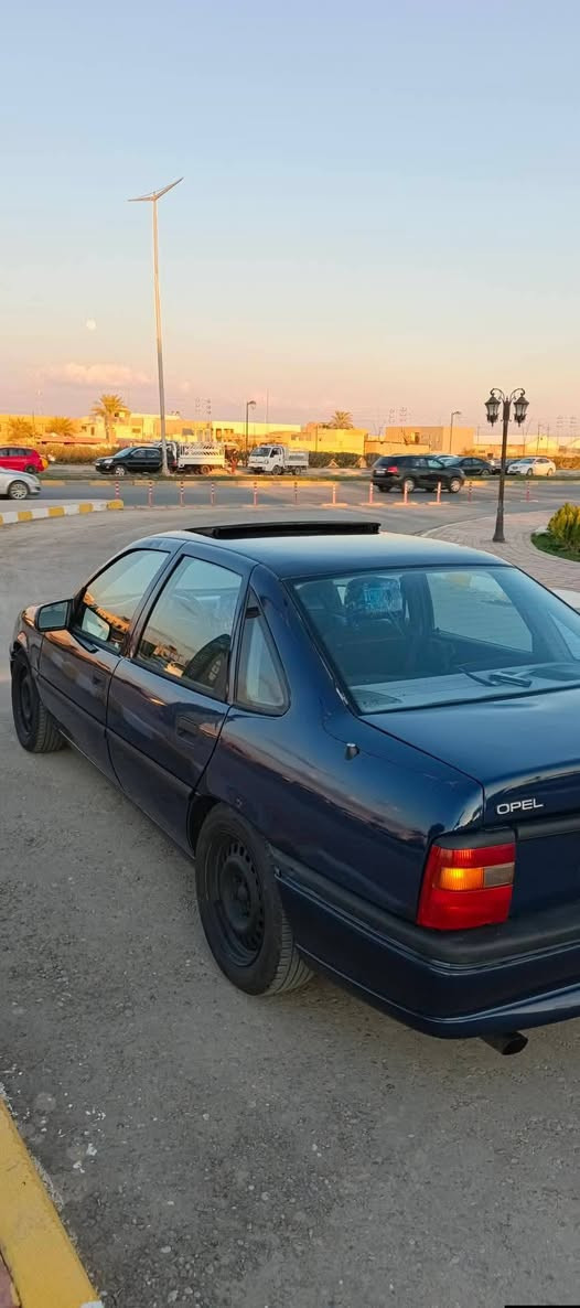 السلام عليكم اوبل فكترا مكينه 18اربع جام كهرباء مع فتحه كهرباء  ايبي اس السياره فقط جماليه مصبوغه موديل 94 ابلاد التبريد يحتاجله نواقص خفيفه السياره رقم انكليزي بغداد السعر 53 بيها مجال 
***********
***********
