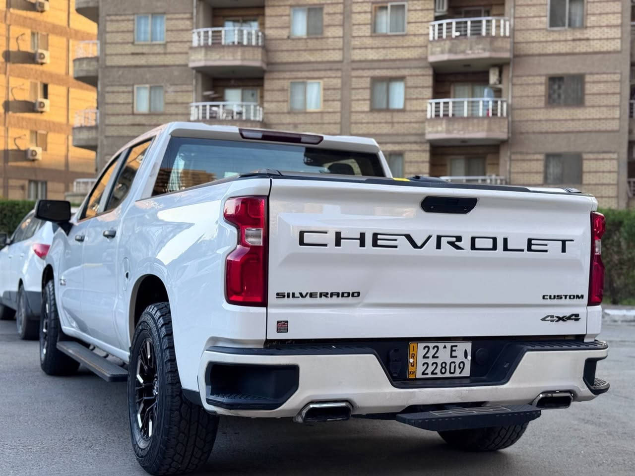 شوفروليت سلفرادو

Chevrolet Silverado
السعر 255$

لون ابيض

والمرغوب (باب طويل بدي قصير)

 موديل : 2020

مكينه : 5300 V8 المرغوب

كير : تعليك 6 سرعات ( المرغوب )

ضرر قطعه وحده فقط
واضح بالصوره

رقم شمالي بإسمي تحويل ثاني يوم

  

(المواصفات)

- فور ويل 

- تشغيل و إطفاء عن بعد 

- فتح النوافذ عن بعد 

- إناره ترحيب 

- صندوق الخلفي كهربائي

- كامره خلفيه 

- مانع إصتدام مع فرامل 

- سياقه ذاتيه 

- حساسات إطار 

- شاشه تدعم(ابل كار بلي+واندرويد اوتو)

- مثبت سرعه 

- تبريد ثلج  + تدفئه  

- تبريد قطعتين 

- تسع السياره إلى 6 ركاب 

- مانع نزلاق

- سايد بريك كهربائي

- تنفيذ الأوامر الصوتيه 

- تحكمات ستيرن 

- دهن الگير جديد 

- دهن المحرك جديد 

- سبير وملحقاته جاهزه / + تايرات ثنين نضيف جدا

الاضافات:

- دوسات ب200$
- طخم ويل جديد 1200$
- غطاء بدي 250$ 
- لايتات زينون 

كلشي واضح بالصور و السونار + مأشر حجر بيئه بسبب البانزين بالعراق العظيم 

مكان السياره صلاح الدين / قضاء الدور 

***********
