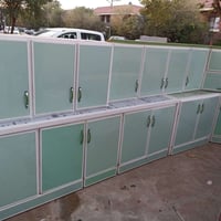 کونتر ٤امتارو۲۰سم مع مكان ثلاجة یعنی ٥امتارمواد اصلیة كلش نظیف . کەونت...