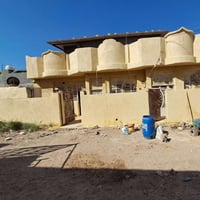 شارع المطار • ١٧٥م • ٤غرف