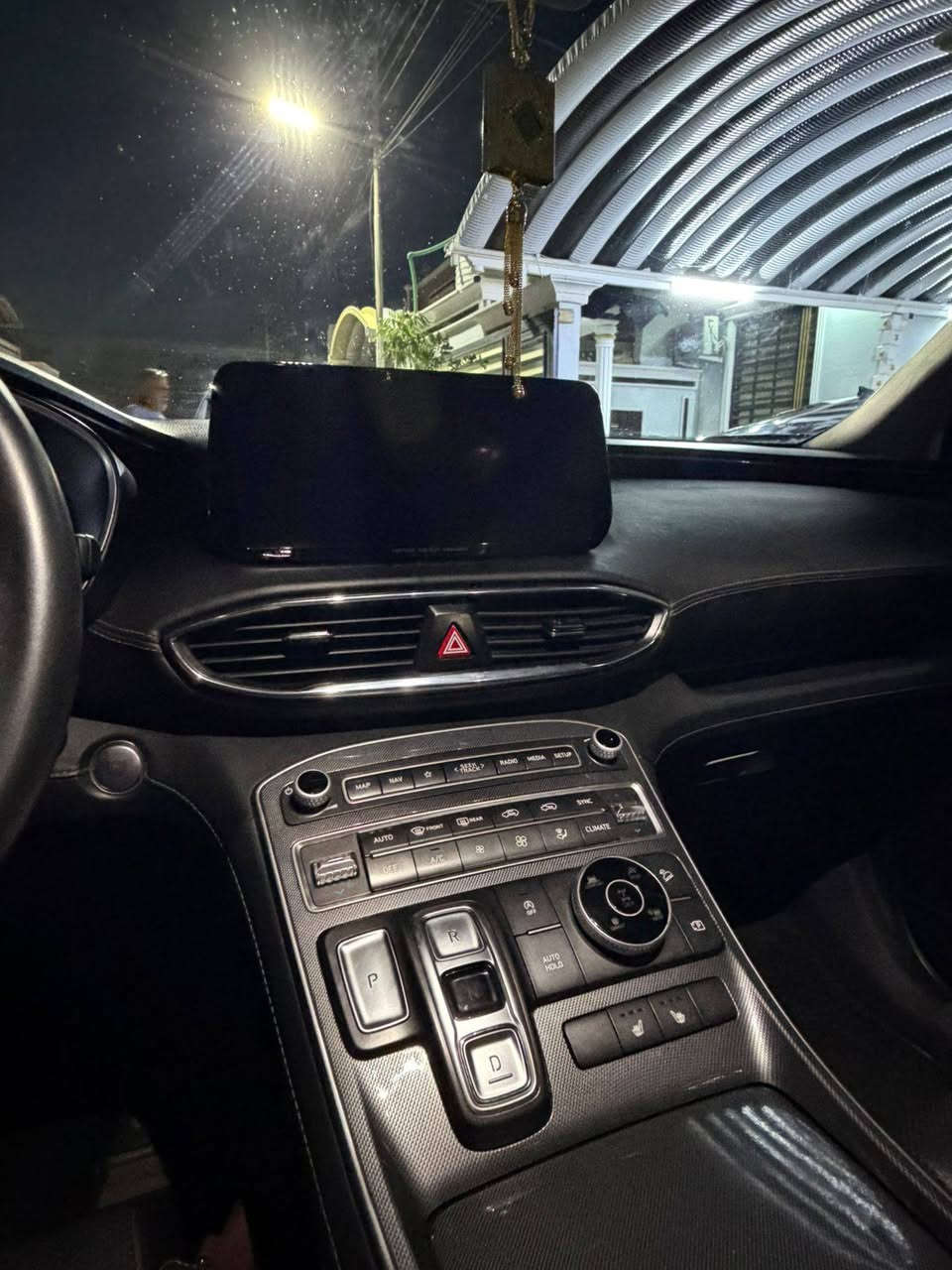 سنتافي موديل ٢٣ وارد امريكي فول للاخير اعلى فئة 
بانوراما 
كشنات جلد تدفئه تبريد 
محركها ٢٥٠٠ التنفس الطبيعي 
كير محرك حداديه تبريد كله كفاله
رقمها بغداد 
تحويل مباشر مشروع وطني 
بديها كفاله عامه ضربتها دعامية 
سعرها شدتين
***********
