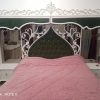 غرف نوم • للبيع