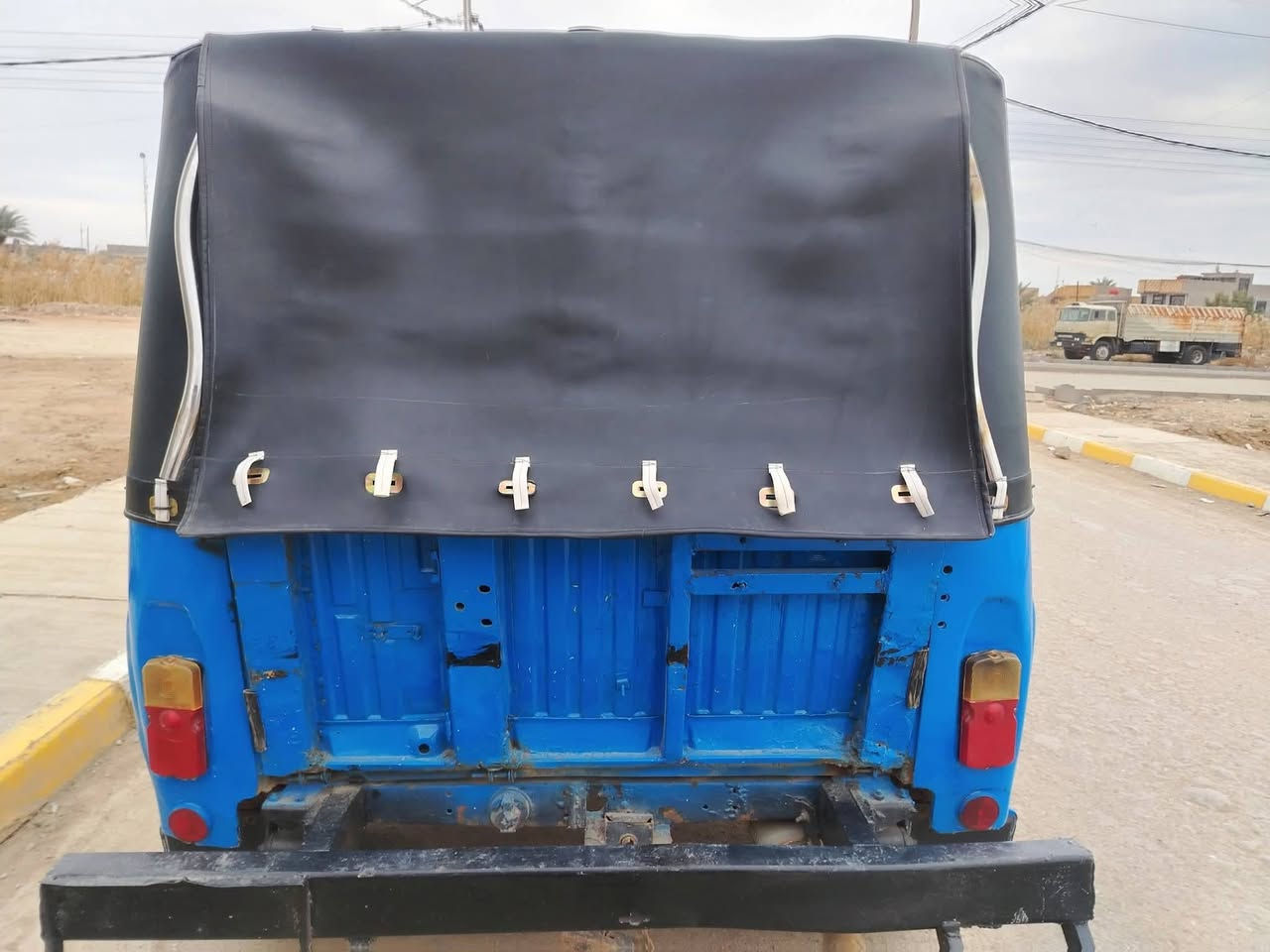 السلام عليكم لبيع واز موديل 88 داخل بلادي شرط  مكين كير خير من الله اكسل فاره دسكات باور ستيرن السياره جديده باتري جديد مصطره ونجي حاويه تخم تاير  دوشمه جديده كهربايات كلهه شغاله  السعر 4600وبهه مجال قليل التصال *********** المكان صويره
