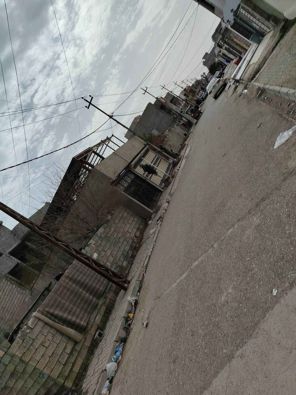 السلام عليكم
دار للبيع بلديه قابل للتفليش مساحة ٢٠٠
حي العسكري قرب جامع الهجره
ثالث بيت من فرع ٢٠
الاستفسار
***********
***********
