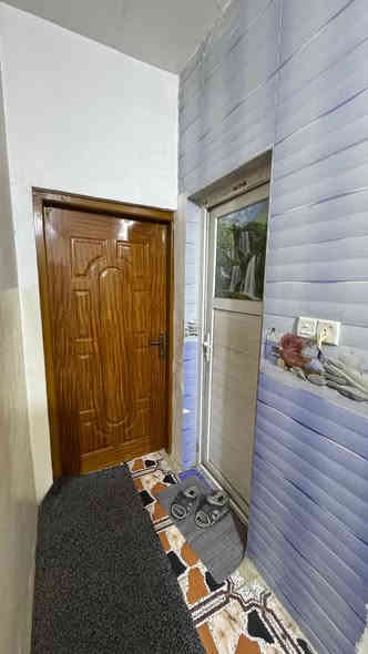 ✨دار للـبـيـع✨
 الــمـوقــع : - الكرامه - خلف الضريبه 
الـمـساحــه : 100 م
نــــــوع الـعــقـار : طـابــو زراعـــي 25
………………………………
حــالـة الـعـقـار :  دار 3 طـوابــق
ط1- يـحـتـوي عـلـى غـرفـة نــوم- هــول - مـطـبخ - مـجـمع صـحيـات
ط2- يـحـتـوي عـلـى 2غـــرف نــوم  - كـلـدور مـجـمع صـحيـات
ط3 يـحـتـوي عـلـى غـــرفـة مـجـمـع صـحي 
………………………………
الـســعـر :  190
*********************
(شــركــة #حــافــظ للأسـتـثـمار الـعـقـاري)
مـوقـعـنا : بـابـل شـارع 60 - مـجـاور كـافـتريـا سـيف بـقلي
نـستـقـبل جـمـيع الـعروض الـعـقاريـه ↪️
بـيع -شـراء - تـعـقيب - إجـازة بـناء - إفـراز- رهـن 
**********************
للأسـتفـسار او الأتـصـال ↪️
 📞***********
📞***********
