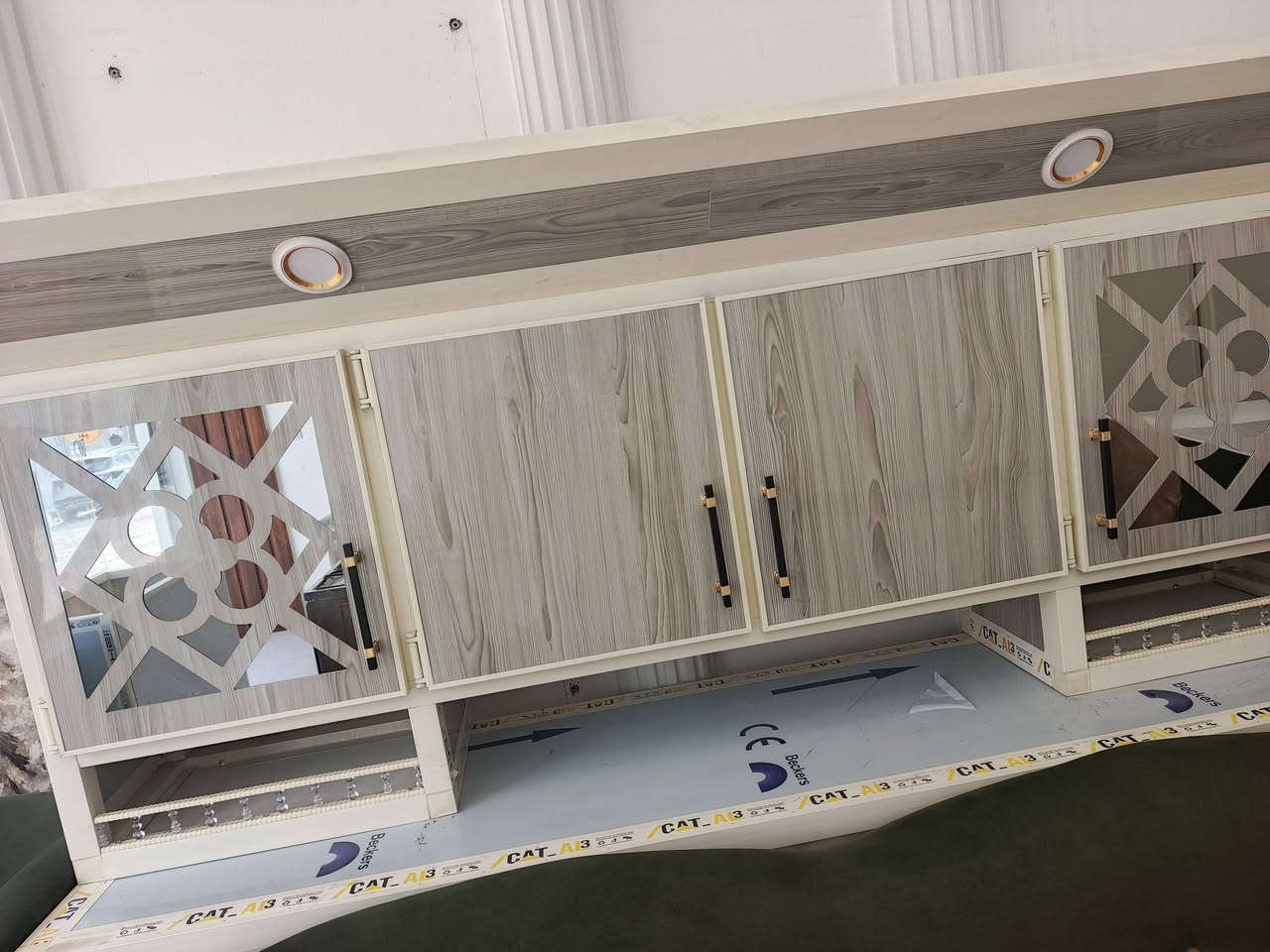 سعر الكاونتر ٤٠٠ وبي مجال للاستفسار تواصل خاص..


**إذا كنت صاحب هذا الإعلان وتريد حذفه لأي سبب، رجاءا أرسل رسالة إلى الدعم الفني**