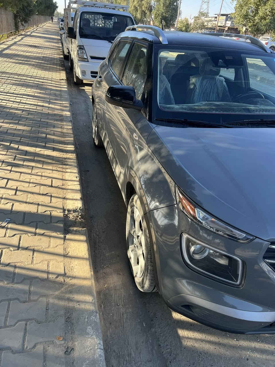 هونداي فينو 23                           مرقم بغداد بسمي فول موصفات                        تو كلر قمار 
  
☑️محرك دوش   
☑️بصمة تشغيل+أبواب تشغيل عن بعد                                 الد امامي خلفي. زنوان بلادي 
☑️شاشة ايباد كبيرة تدعم كار بلي +gps
☑️كاميرا دواره
☑️3 انضمة قيادة
☑️نقاط عمياء بالمرايه 
☑️تبريد شاشة + شاحنة والير ليس. 
🦼كشن تطريز جلد بلاد 
☑️رادار خلفي
☑️فول تحكم استيرن
☑️تحديد مسار تنبهك عند الخروج عن المسار توقف ذاتي
☑️حساس تايرات
 ☑️ويل كب 
☑️شاشه لتحديد العطلات 
مكان السيارة بغداد محموديه  
رقم تلفون***********بي واتساب
